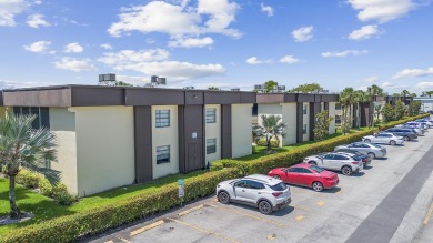 Welcome to this stunningly renovated 2 bed, 2 bath condo in the on Kings Point Golf -Flanders Way in Florida - for sale on GolfHomes.com, golf home, golf lot