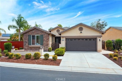 Beautifully upgraded, this Invitational model is located in the on Hemet Golf Club in California - for sale on GolfHomes.com, golf home, golf lot