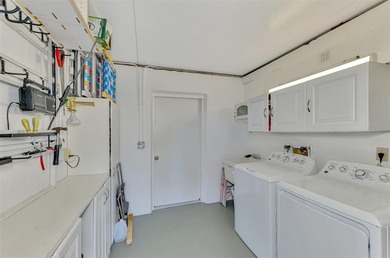 Charming patio home available and move-in ready for season! on Plantation Golf and Country Club in Florida - for sale on GolfHomes.com, golf home, golf lot