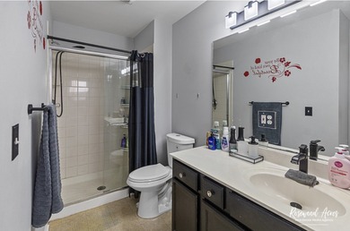 Stunning waterfront 4 bdr/2.1 bath property  available for sale on Mill Creek Golf Club in Illinois - for sale on GolfHomes.com, golf home, golf lot