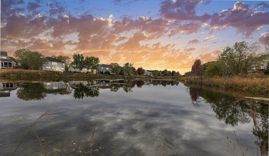 Stunning waterfront 4 bdr/2.1 bath property  available for sale on Mill Creek Golf Club in Illinois - for sale on GolfHomes.com, golf home, golf lot