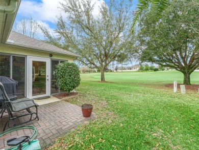 Welcome to life in the midst of the sprawling fairways and on Oakleigh Executive Golf Course in Florida - for sale on GolfHomes.com, golf home, golf lot