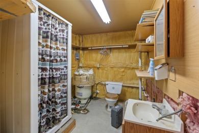 Welcome to 2 Sautter Lane in Sunrise Estates--a thoughtfully on Old Baldy Golf Course in Montana - for sale on GolfHomes.com, golf home, golf lot