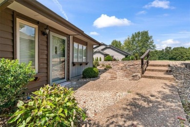 Welcome to Beautiful Bella Vista. This charming two-bedroom on Bella Vista - Metfield Golf Complex and Country Club in Arkansas - for sale on GolfHomes.com, golf home, golf lot