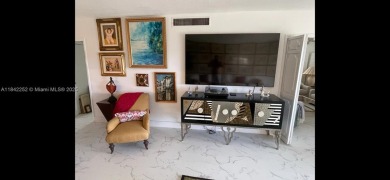 Spacious and updated 3BD/2BA condo in Pompano Beach. This bright on Palm-Aire Country Club and Resort - Palms in Florida - for sale on GolfHomes.com, golf home, golf lot
