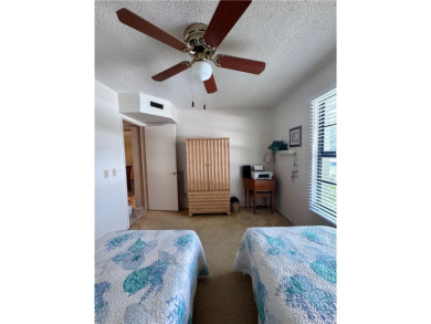 Cozy into this furnished, turnkey 2bd/2ba condo! Enjoy cooking on Vista Plantation Golf Club in Florida - for sale on GolfHomes.com, golf home, golf lot