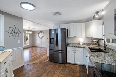 Enjoy comfortable and affordable living in the heart of Sun on Sun Lakes Country Club in Arizona - for sale on GolfHomes.com, golf home, golf lot