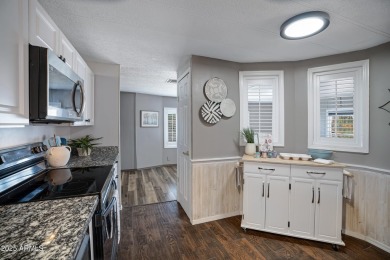 Enjoy comfortable and affordable living in the heart of Sun on Sun Lakes Country Club in Arizona - for sale on GolfHomes.com, golf home, golf lot