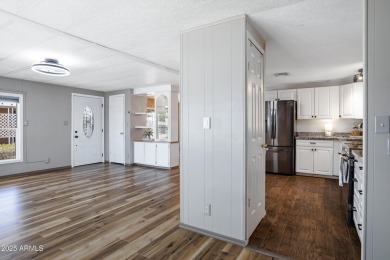 Enjoy comfortable and affordable living in the heart of Sun on Sun Lakes Country Club in Arizona - for sale on GolfHomes.com, golf home, golf lot
