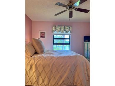 Cozy into this furnished, turnkey 2bd/2ba condo! Enjoy cooking on Vista Plantation Golf Club in Florida - for sale on GolfHomes.com, golf home, golf lot