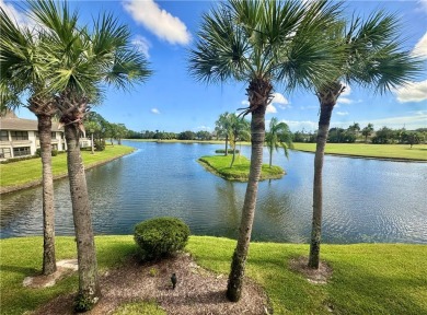 Cozy into this furnished, turnkey 2bd/2ba condo! Enjoy cooking on Vista Plantation Golf Club in Florida - for sale on GolfHomes.com, golf home, golf lot