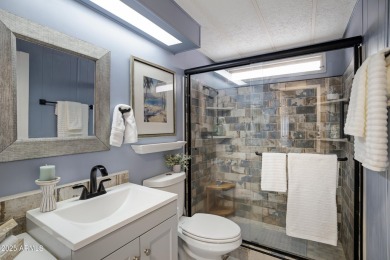 Enjoy comfortable and affordable living in the heart of Sun on Sun Lakes Country Club in Arizona - for sale on GolfHomes.com, golf home, golf lot