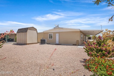 Enjoy comfortable and affordable living in the heart of Sun on Sun Lakes Country Club in Arizona - for sale on GolfHomes.com, golf home, golf lot