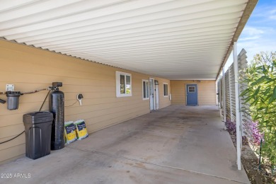 Enjoy comfortable and affordable living in the heart of Sun on Sun Lakes Country Club in Arizona - for sale on GolfHomes.com, golf home, golf lot