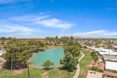 Enjoy comfortable and affordable living in the heart of Sun on Sun Lakes Country Club in Arizona - for sale on GolfHomes.com, golf home, golf lot