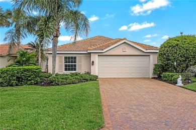MOVE IN READY!  Lake and Golf views out the back door and out on Colonial Country Club in Florida - for sale on GolfHomes.com, golf home, golf lot
