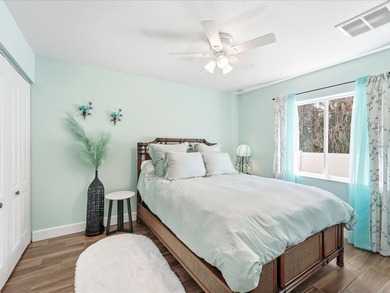 Welcome to this TURNKEY, MOVE-IN READY Florida retreat perfectly on Bobcat Trail Golf Club in Florida - for sale on GolfHomes.com, golf home, golf lot