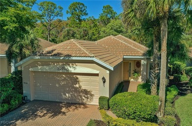 3BR/2BA POOL HOME OFFERED TURN-KEY NICELY FURNISHED WITH on Colonial Country Club in Florida - for sale on GolfHomes.com, golf home, golf lot