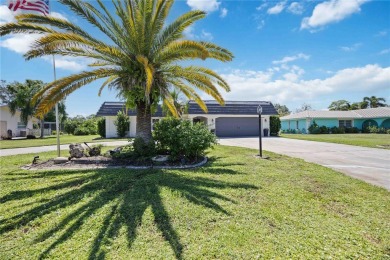 MOTIVATED SELLERS / NOT IN FLOOD ZONE Nestled in the highly on Sorrento Par 3 in Florida - for sale on GolfHomes.com, golf home, golf lot