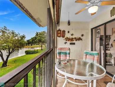 Serene 2nd Floor, Lakefront 2/2 w/vaulted ceilings & a split on The Links At Boynton Beach - The Family Course in Florida - for sale on GolfHomes.com, golf home, golf lot