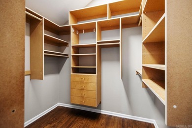 Incredible Pleasant Valley home that backs up to golf course on Pleasant Valley Country Club in Arkansas - for sale on GolfHomes.com, golf home, golf lot