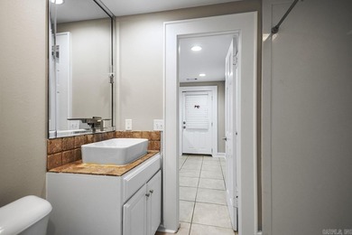 Incredible Pleasant Valley home that backs up to golf course on Pleasant Valley Country Club in Arkansas - for sale on GolfHomes.com, golf home, golf lot