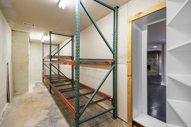 Incredible Pleasant Valley home that backs up to golf course on Pleasant Valley Country Club in Arkansas - for sale on GolfHomes.com, golf home, golf lot