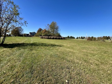 This prime 1-acre lot in the sought-after Woodlawn Estates on Peninsula Golf Resort in Kentucky - for sale on GolfHomes.com, golf home, golf lot