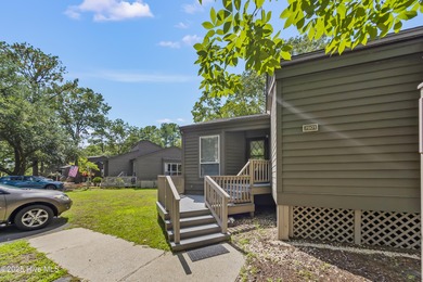 Resort community living is waiting for you. This 2bd/2ba condo on Harbour Point Golf Club in North Carolina - for sale on GolfHomes.com, golf home, golf lot