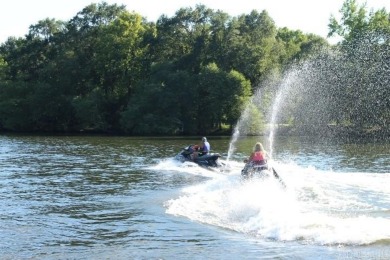 Come play and live in Diamondhead....  Diamondhead is a friendly on Diamondhead Golf and Country Club in Arkansas - for sale on GolfHomes.com, golf home, golf lot
