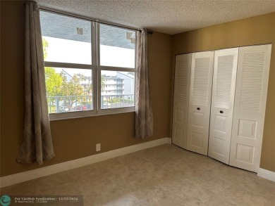 Located in the 55+ community of Palm Springs 2, this spacious 2 on Oriole Golf and Tennis Club in Florida - for sale on GolfHomes.com, golf home, golf lot