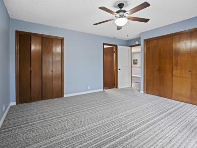 NICE ONE LEVEL 3 BEDROOM 2BATH NEWLY REMODELED!! LEVEL LOT!  New on DeSoto Golf Course in Arkansas - for sale on GolfHomes.com, golf home, golf lot
