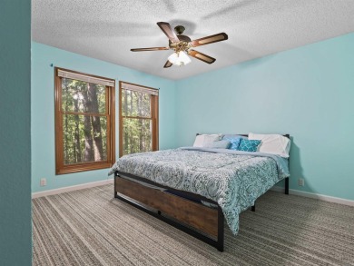 NICE ONE LEVEL 3 BEDROOM 2BATH NEWLY REMODELED!! LEVEL LOT!  New on DeSoto Golf Course in Arkansas - for sale on GolfHomes.com, golf home, golf lot