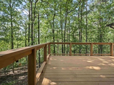 NICE ONE LEVEL 3 BEDROOM 2BATH NEWLY REMODELED!! LEVEL LOT!  New on DeSoto Golf Course in Arkansas - for sale on GolfHomes.com, golf home, golf lot