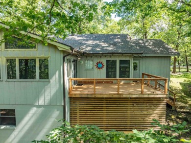 NICE ONE LEVEL 3 BEDROOM 2BATH NEWLY REMODELED!! LEVEL LOT!  New on DeSoto Golf Course in Arkansas - for sale on GolfHomes.com, golf home, golf lot