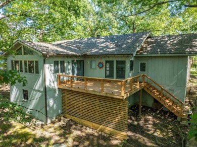 NICE ONE LEVEL 3 BEDROOM 2BATH NEWLY REMODELED!! LEVEL LOT!  New on DeSoto Golf Course in Arkansas - for sale on GolfHomes.com, golf home, golf lot