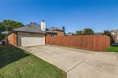 Immaculate one owner single story 3 bedroom home in the on The Trails of Frisco Golf Club in Texas - for sale on GolfHomes.com, golf home, golf lot