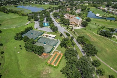 BRAND NEW ROOF JUST INSTALLED!!! 

Discover the perfect blend of on Heritage Pines Country Club in Florida - for sale on GolfHomes.com, golf home, golf lot