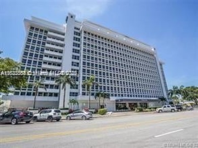 This David Willam furnished studio is located in the heart of on Granada Golf Club in Florida - for sale on GolfHomes.com, golf home, golf lot