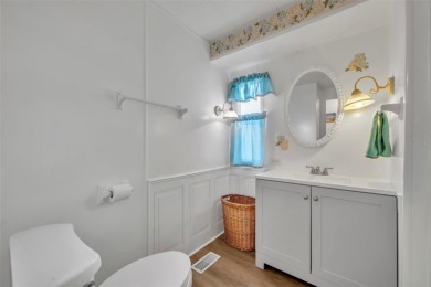 Welcome to the 55+ Molokai Co-Op Mobile Home Park! This turnkey on Lakes at Leesburg Golf Course in Florida - for sale on GolfHomes.com, golf home, golf lot