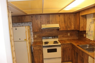 PROBATE DEAL!!! Property is priced to sell and ready for a quick on Cypresswood Golf and Country Club in Florida - for sale on GolfHomes.com, golf home, golf lot