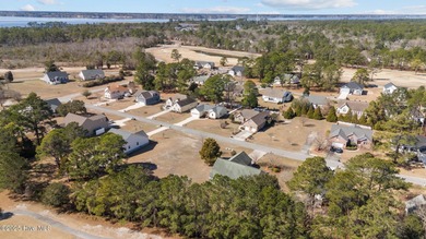 Build Your Dream Home on the Seventh Hole of Harbour Pointe Golf on Harbour Point Golf Club in North Carolina - for sale on GolfHomes.com, golf home, golf lot