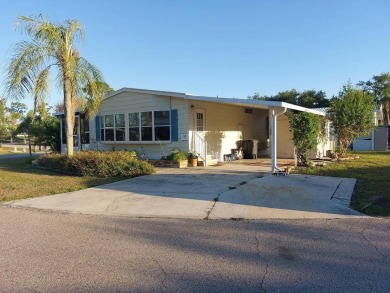 The Lot Rent for this home is $1,047.00/monthly. A cozy on Lake Fairways Country Club in Florida - for sale on GolfHomes.com, golf home, golf lot