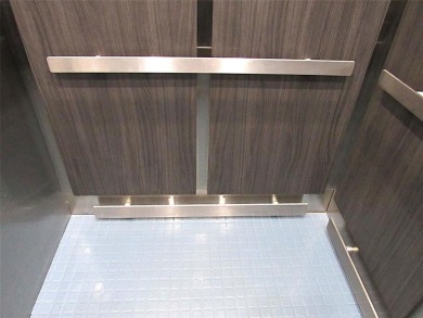 TURNKEY 1 BEDROOM, 1.5 BATHS. TILE IN LIVING AREAS, CARPET IN on Wynmoor Golf Course in Florida - for sale on GolfHomes.com, golf home, golf lot