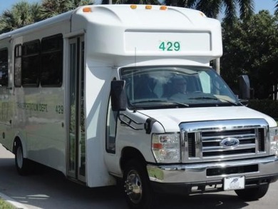 TURNKEY 1 BEDROOM, 1.5 BATHS. TILE IN LIVING AREAS, CARPET IN on Wynmoor Golf Course in Florida - for sale on GolfHomes.com, golf home, golf lot