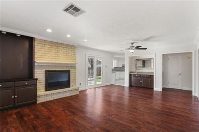 Dive into Kenner living with a sparkling pool and plenty of on Chateau Golf and Country Club in Louisiana - for sale on GolfHomes.com, golf home, golf lot
