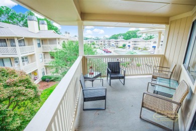 END UNIT beautifully furnished (optional) 2-bedroom, 2 full on Harbour View Par 3 and Driving Range in South Carolina - for sale on GolfHomes.com, golf home, golf lot