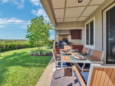 This rare 3-bedroom, 3-bath end unit villa in the gated Palm on Mauna Lani Resort Golf Course in Hawaii - for sale on GolfHomes.com, golf home, golf lot