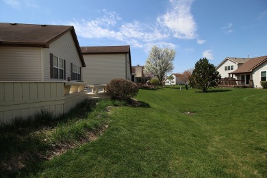 Bright and airy home located in Carillon, a 55+community.  This on The Links at Carillon in Illinois - for sale on GolfHomes.com, golf home, golf lot