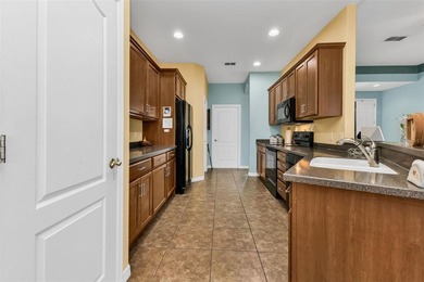 Welcome to the shire of Yorktown Trail and a 2012 built Bristol on Kings Gate Golf Club in Florida - for sale on GolfHomes.com, golf home, golf lot